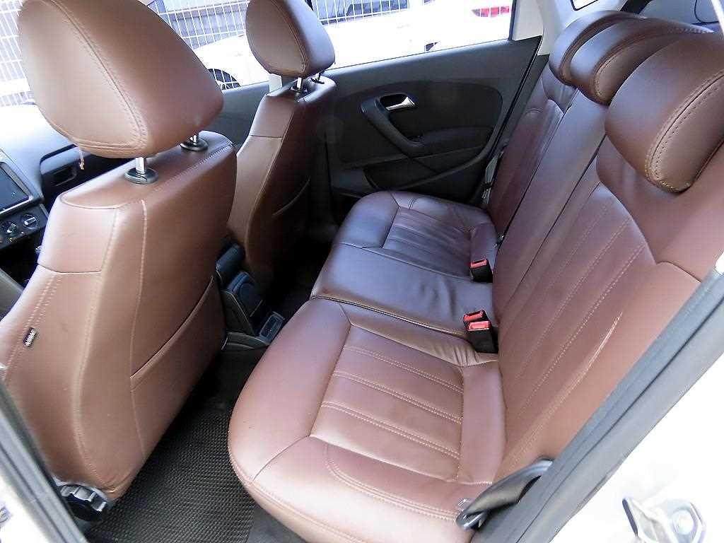 폭스바겐 폴로 1.6 TDI R-LINE 이미지 6