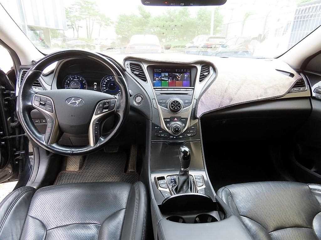 현대 그랜저 그랜저 HG LPG HG300 PREMIUM 이미지 7