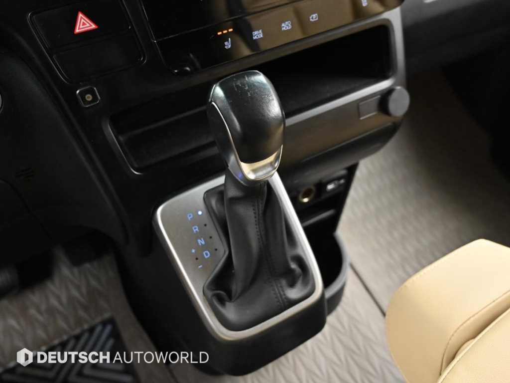 현대 스타리아 2WD 디젤 카고 모던 3인승 이미지 9