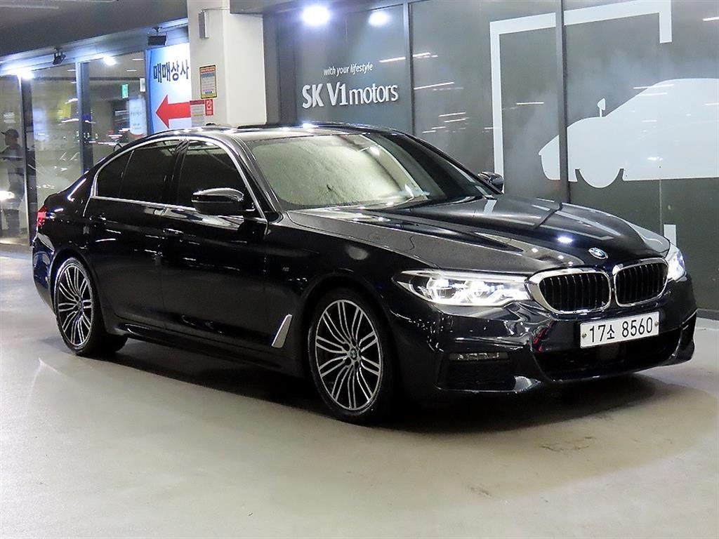 BMW 5시리즈 5시리즈 (G30) 530i M 스포츠 플러스 이미지 1