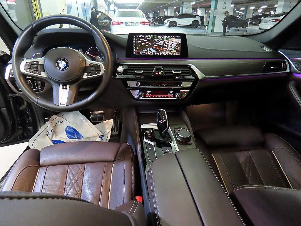 BMW 5시리즈 5시리즈 (G30) 530i M 스포츠 플러스 이미지 10