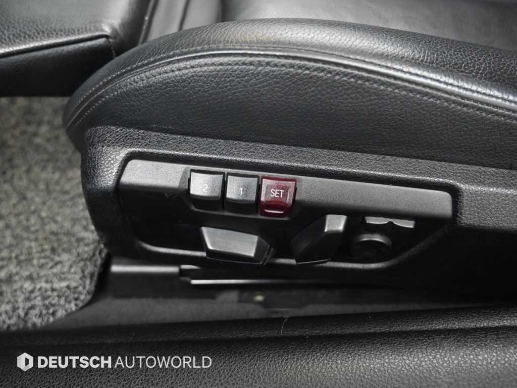 BMW 4시리즈 4시리즈 (F32) 428i 컨버터블 M 스포츠 이미지 17