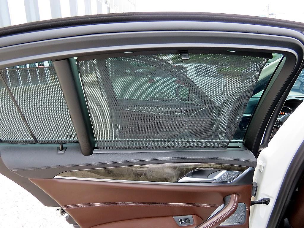 BMW 5시리즈 5시리즈 (G30) 540i xDrive M 스포츠 플러스 이미지 15
