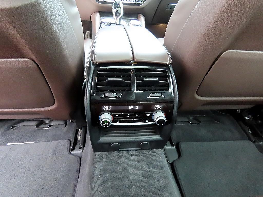 BMW 5시리즈 5시리즈 (G30) 540i xDrive M 스포츠 플러스 이미지 16