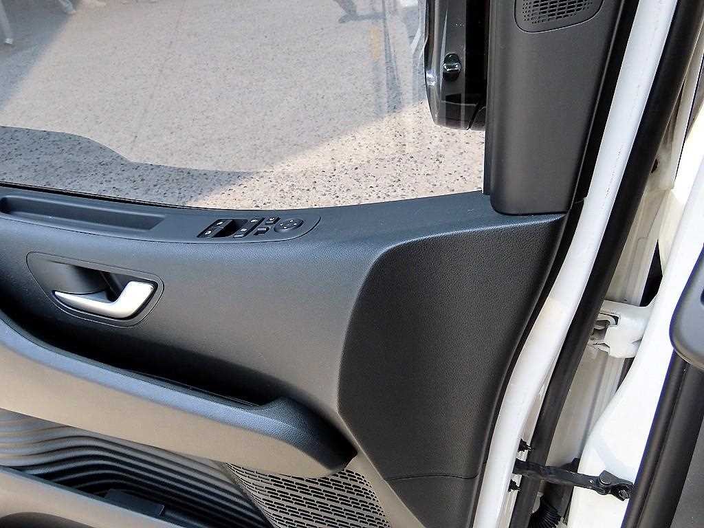 현대 스타리아 2WD 디젤 카고 모던 3인승 이미지 10