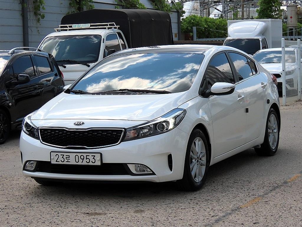 기아 K3 더뉴 K3 1.6 GDI 트렌디 이미지 2