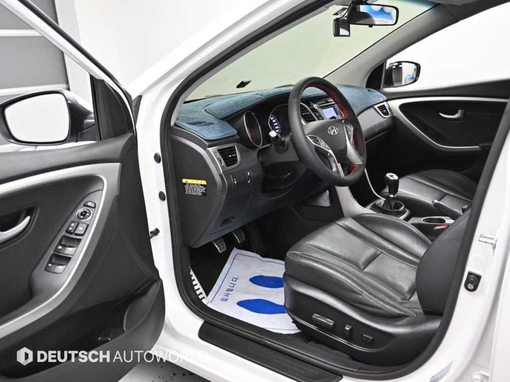 현대 i30 뉴 i30 1.6 VGT PYL 이미지 11