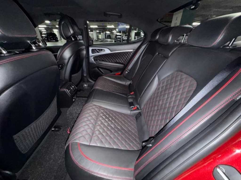 제네시스 G70 3.3T 스포츠 AWD 슈프림 이미지 7