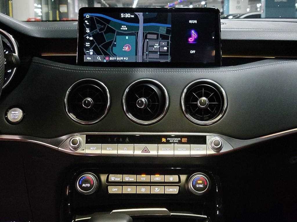 기아 스팅어 스팅어 마이스터 2WD 3.3 GT 마스터즈 터보 패키지 이미지 11
