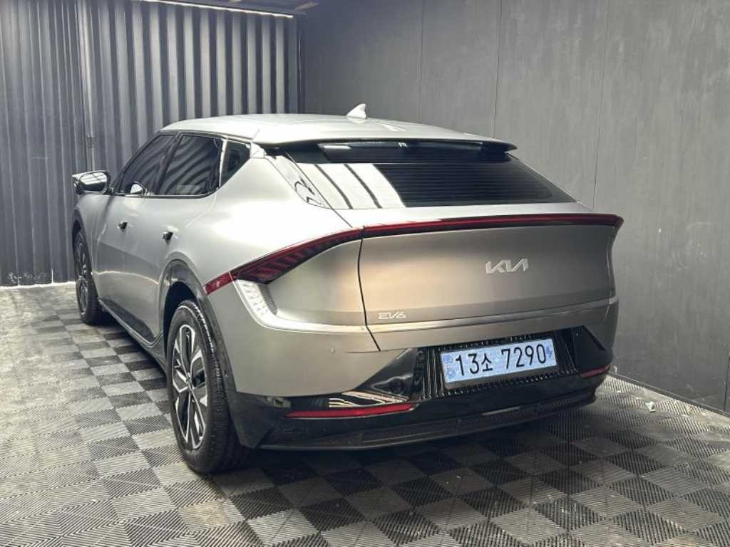 기아 EV6 롱레인지 어스 이미지 3