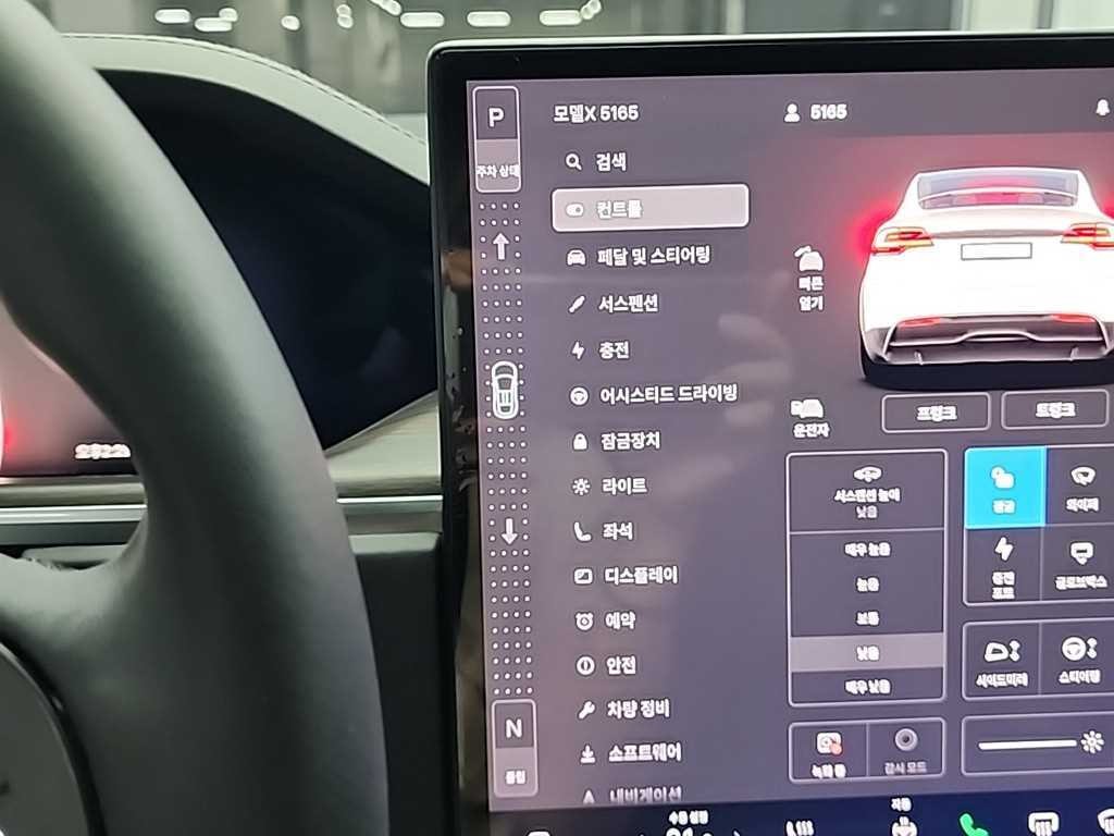 테슬라 모델 X AWD 이미지 8