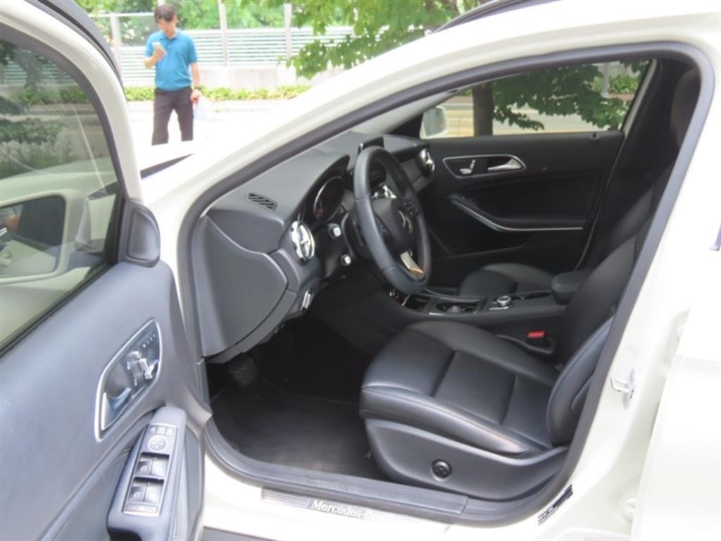 벤츠 GLA 클래스 GLA클래스 X156 GLA220 이미지 12