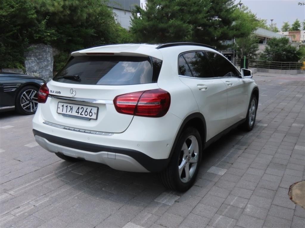 벤츠 GLA 클래스 GLA클래스 X156 GLA220 이미지 3