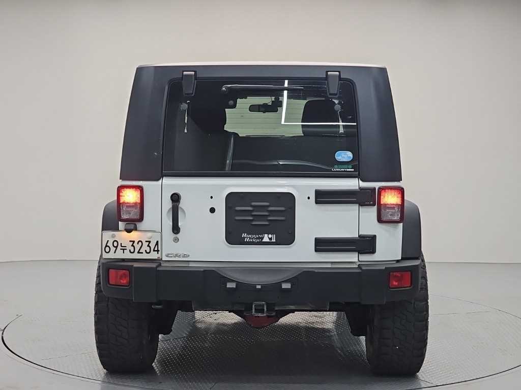 지프 랭글러 2.8 루비콘 4DR 이미지 3