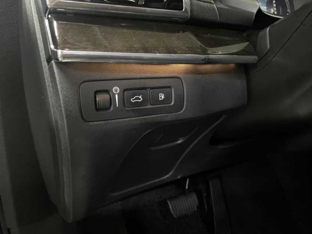 볼보 XC90 XC90 2세대 2.0 T8 AWD 인스크립션 이미지 14