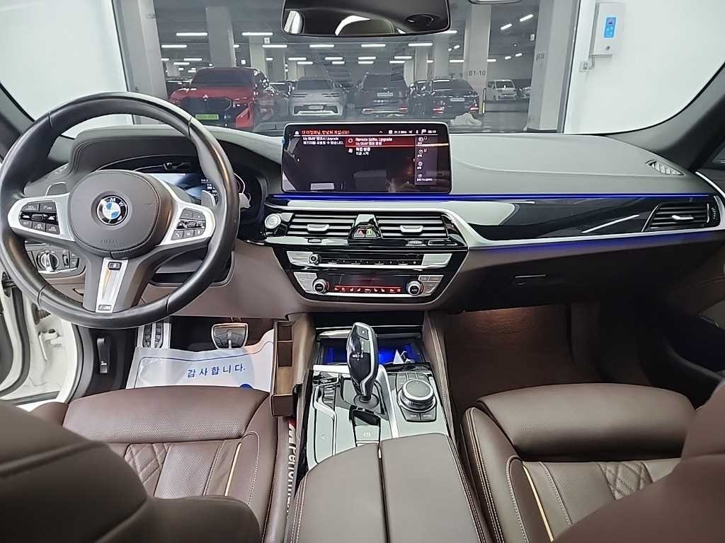 BMW 5시리즈 5시리즈 (G30) 530i xDrive M 스포츠 플러스 이미지 7