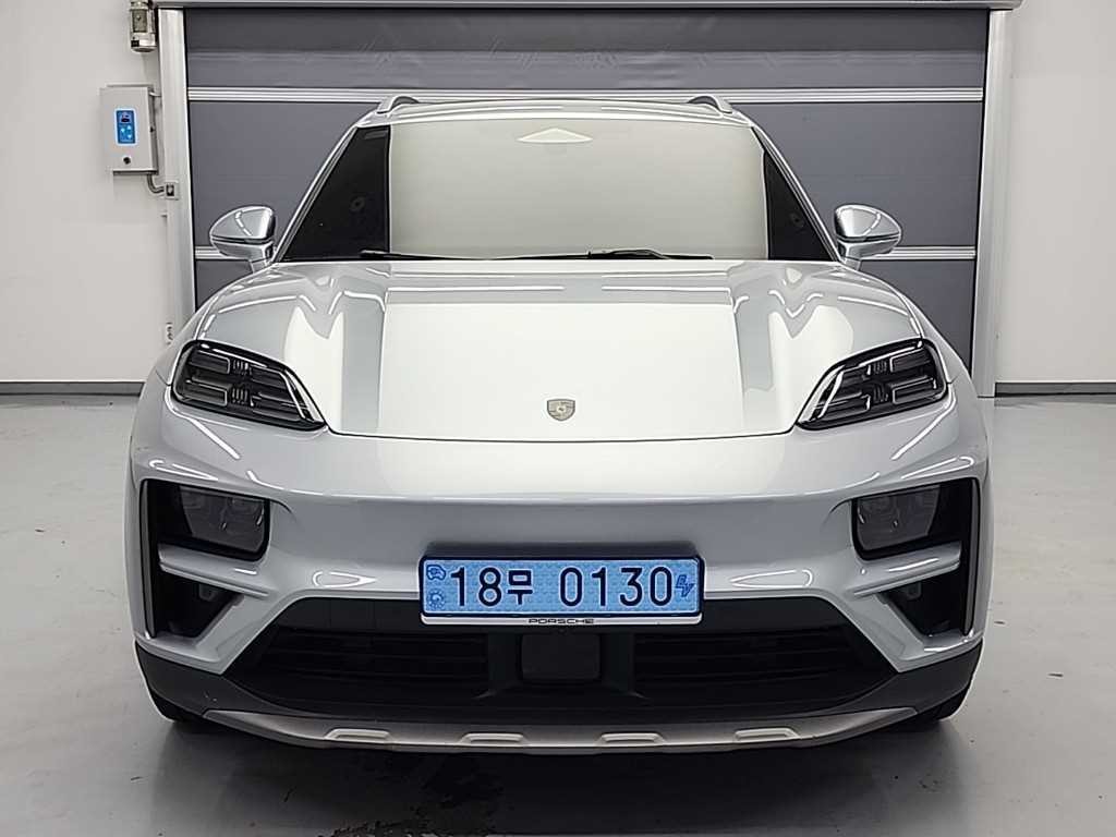 포르쉐 마칸 마칸 EV 터보 이미지 2
