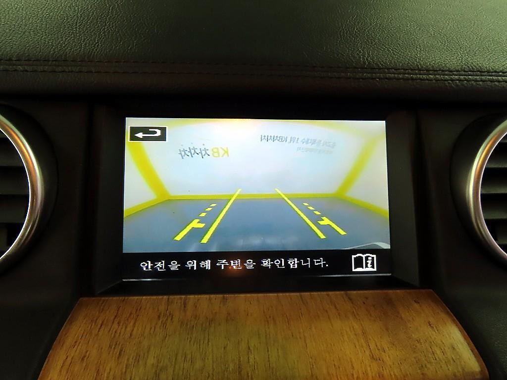랜드로버 디스커버리 디스커버리4 3.0 SDV6 SE 이미지 15