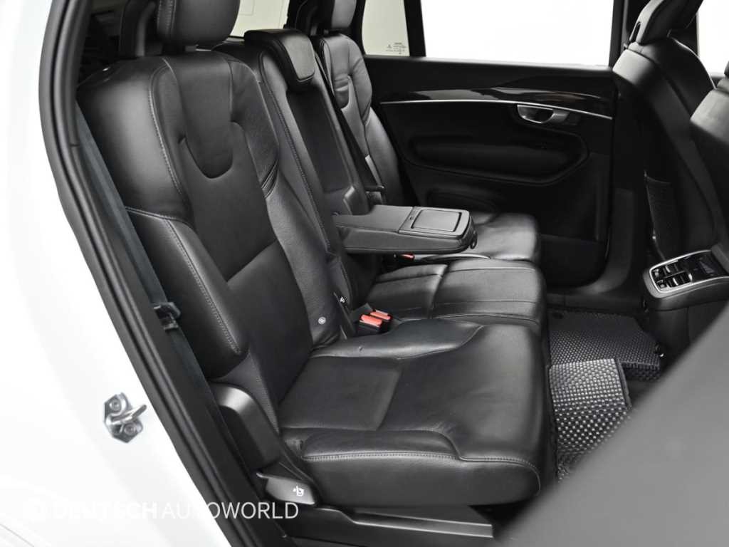 볼보 XC90 XC90 2세대 2.0 D5 AWD 모멘텀 이미지 12