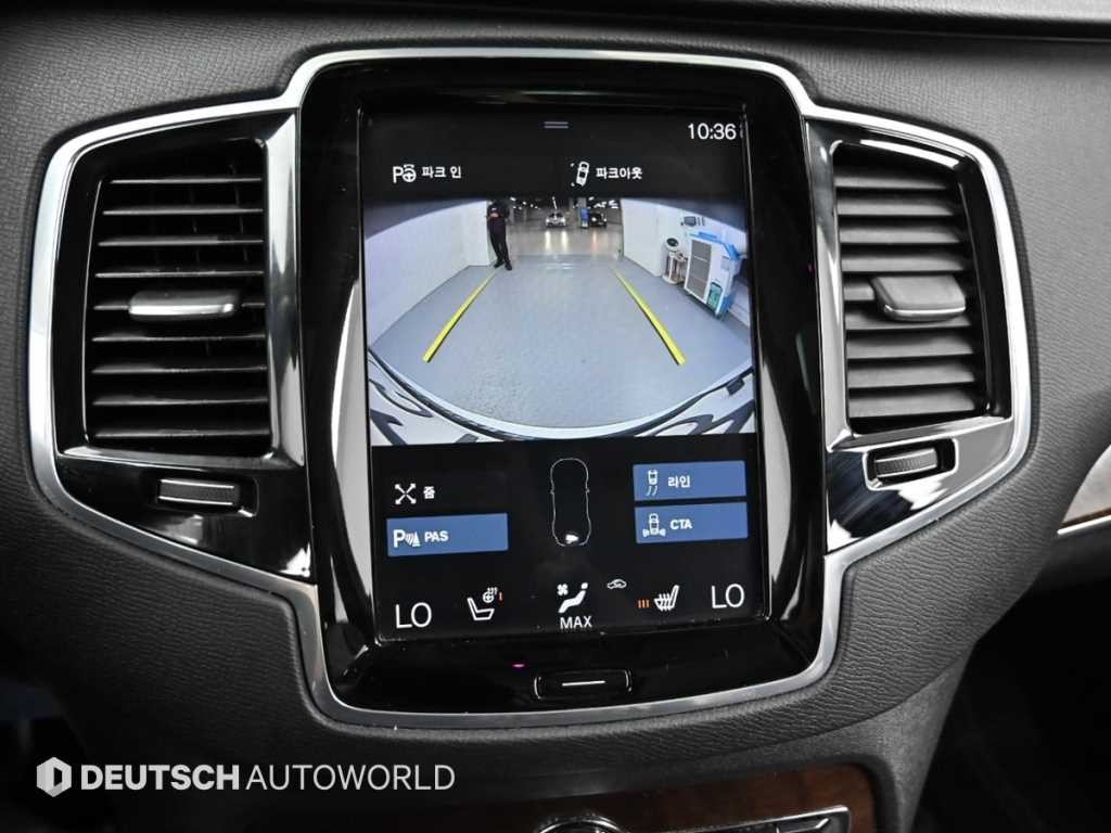 볼보 XC90 XC90 2세대 2.0 D5 AWD 모멘텀 이미지 15