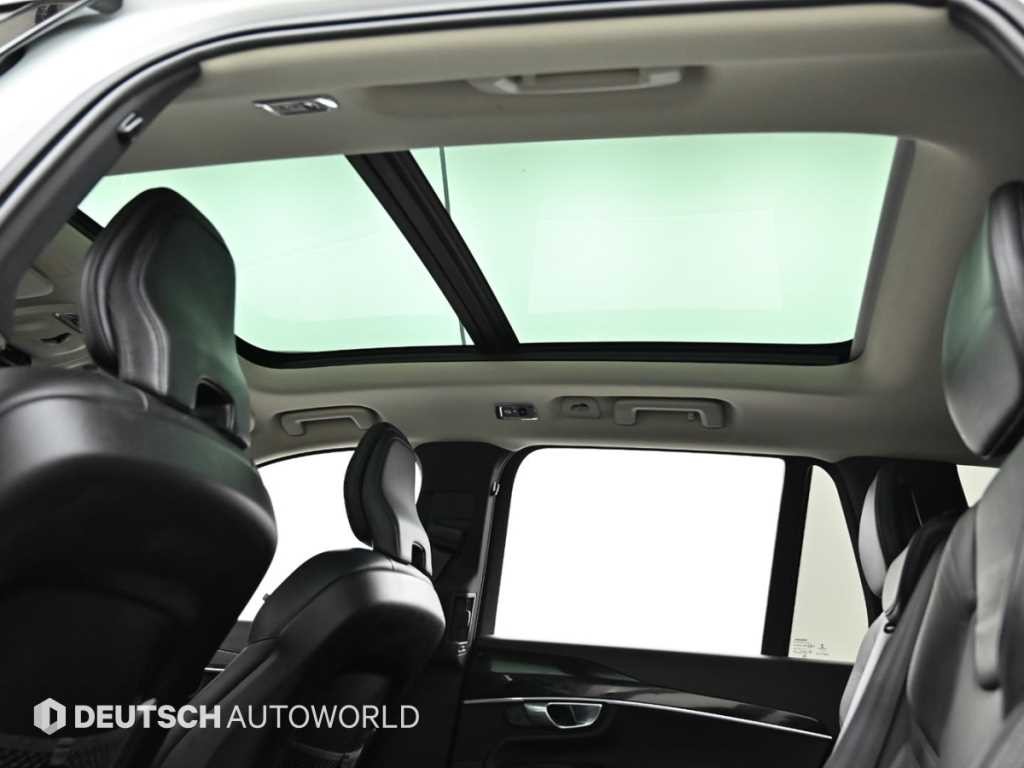 볼보 XC90 XC90 2세대 2.0 D5 AWD 모멘텀 이미지 18