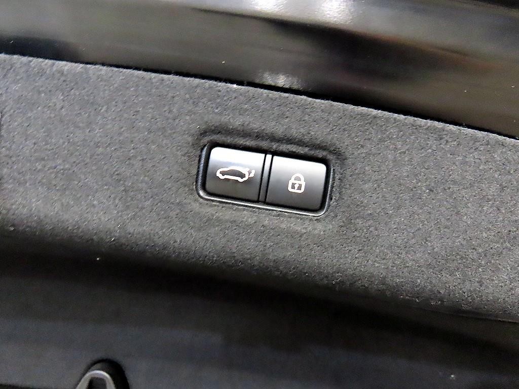제네시스 EQ900 3.8 GDI AWD 프리미엄 럭셔리 이미지 17