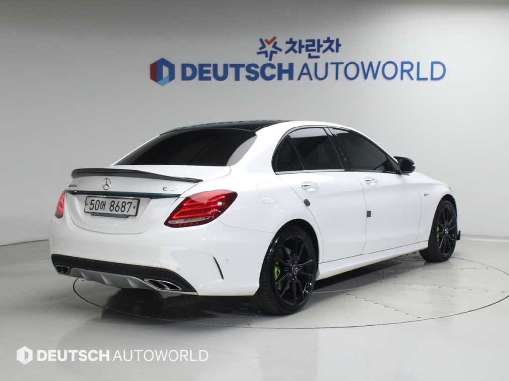 벤츠 C 클래스 C클래스 W205 C43 AMG 4MATIC 이미지 2