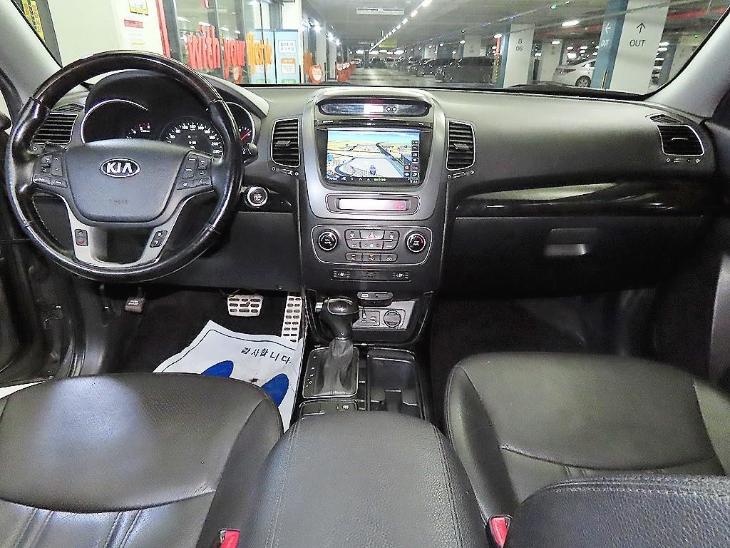 기아 쏘렌토 뉴 쏘렌토 R 2WD 2.0 프레스티지 이미지 10