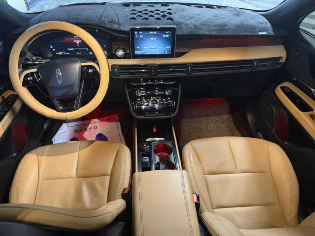 링컨 코세어 2.0 리저브 AWD 이미지 7