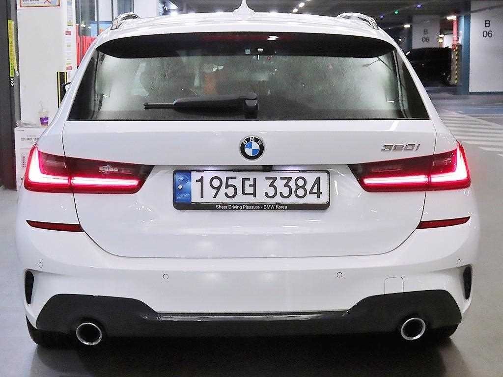 BMW 3시리즈 3시리즈 (G20) 320i 투어링 M 스포츠 이미지 5
