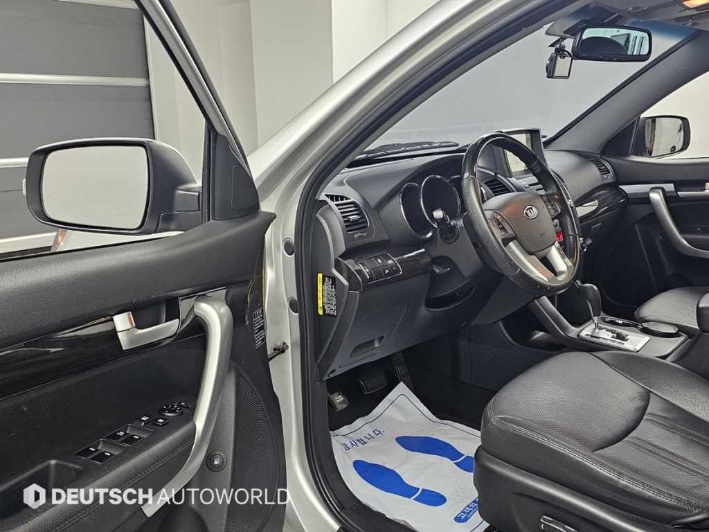기아 쏘렌토 쏘렌토 R 디젤 2WD 2.0 TLX 최고급형 이미지 11