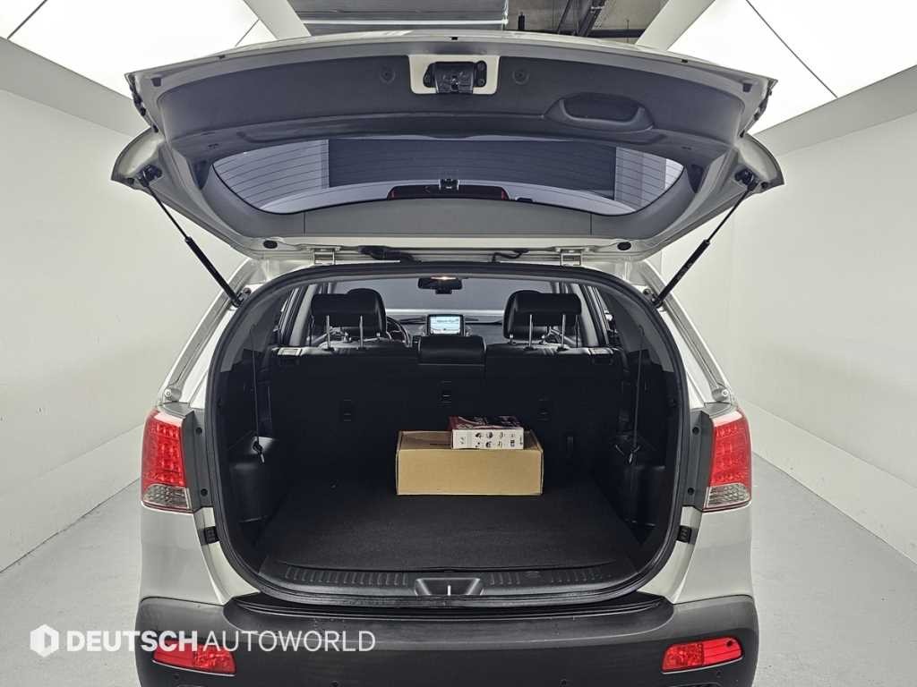 기아 쏘렌토 쏘렌토 R 디젤 2WD 2.0 TLX 최고급형 이미지 19