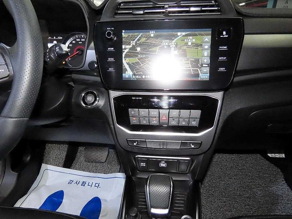 KG모빌리티(쌍용) 티볼리 더 뉴 티볼리 2WD 가솔린 1.6 V1 이미지 11
