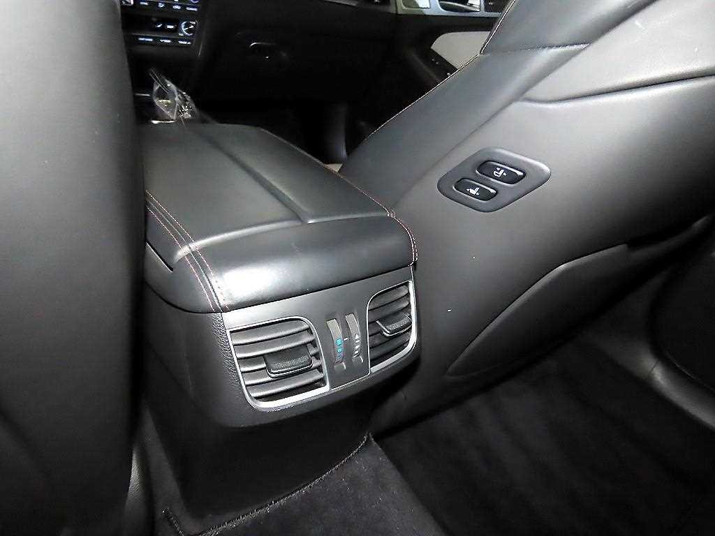 제네시스 G80 3.3 T AWD 스포츠 이미지 16