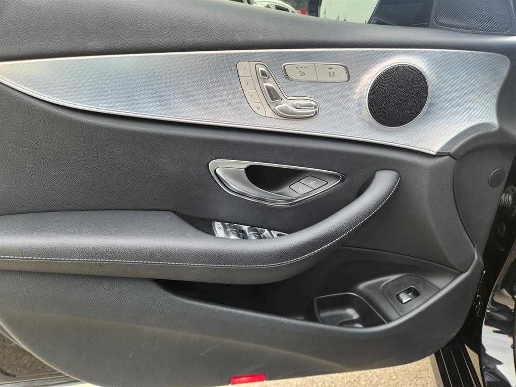 벤츠 E 클래스 E-클래스 W213 E250 아방가르드 이미지 4