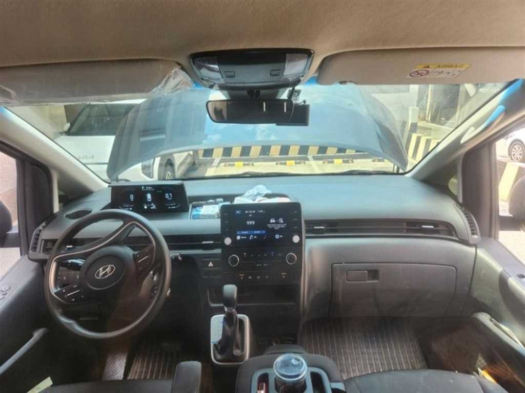 현대 스타리아 2WD 디젤 카고 스마트 3인승 이미지 5