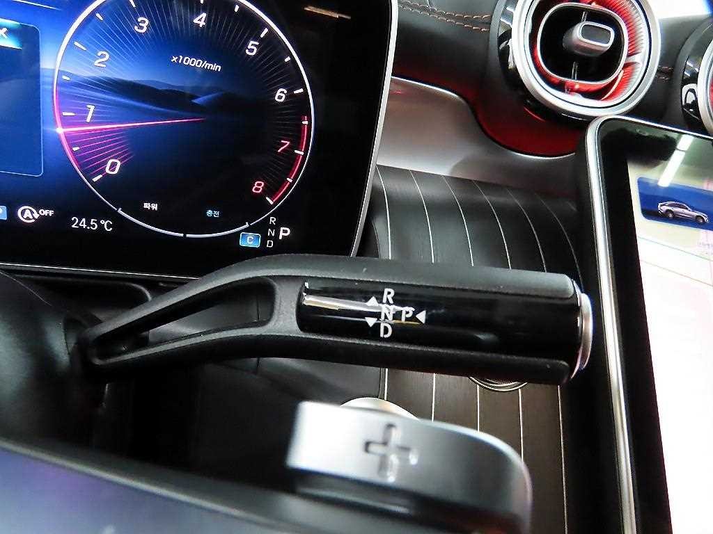 벤츠 GLC 클래스 GLC클래스 X254 GLC300 4MATIC 쿠페 AMG 라인 이미지 10
