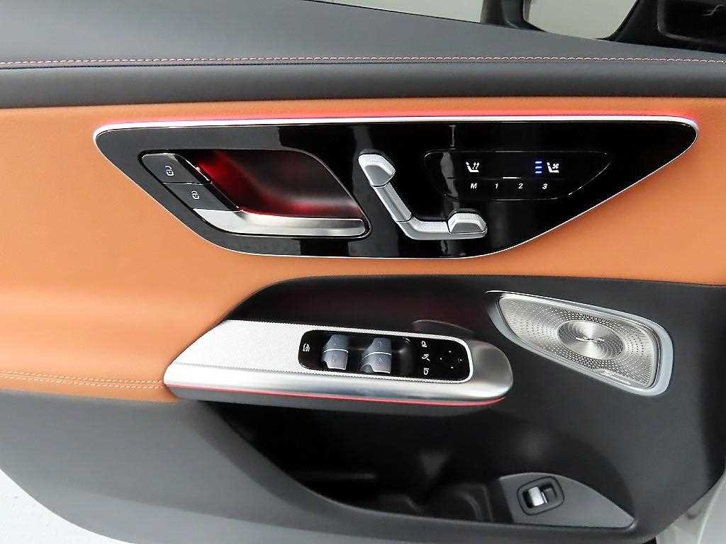 벤츠 GLC 클래스 GLC클래스 X254 GLC300 4MATIC 쿠페 AMG 라인 이미지 11