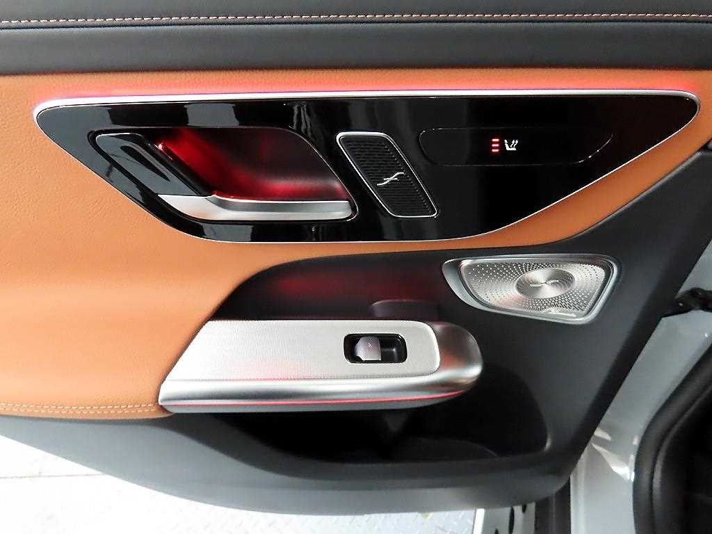 벤츠 GLC 클래스 GLC클래스 X254 GLC300 4MATIC 쿠페 AMG 라인 이미지 12