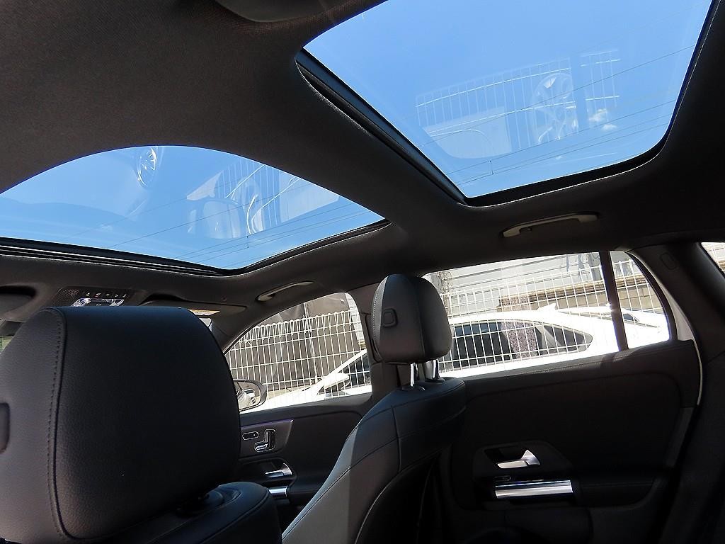 벤츠 GLA 클래스 GLA클래스 H247 GLA220 이미지 16