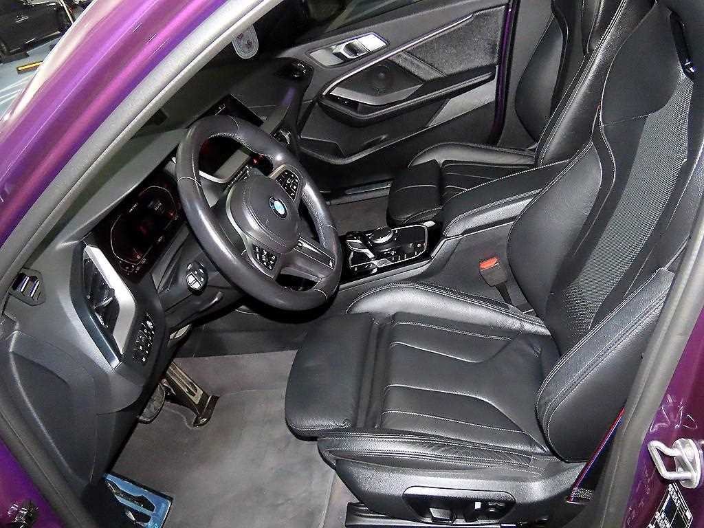 BMW 1시리즈 1시리즈 (F40) M135i xDrive 이미지 6