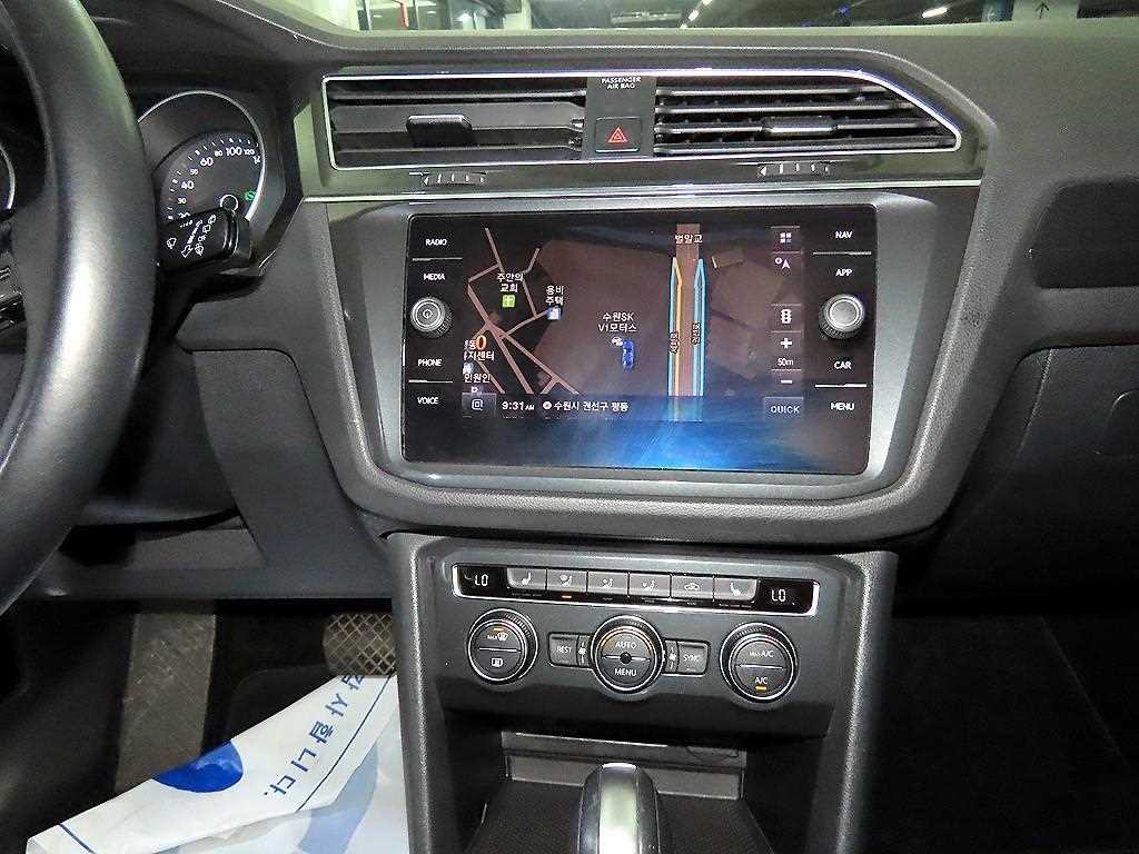 폭스바겐 티구안 티구안(2세대) 2.0 TDI 이미지 11