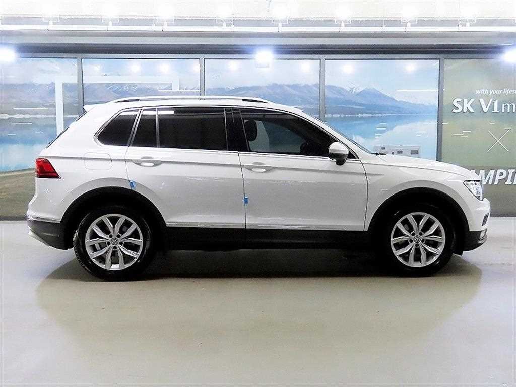 폭스바겐 티구안 티구안(2세대) 2.0 TDI 이미지 3