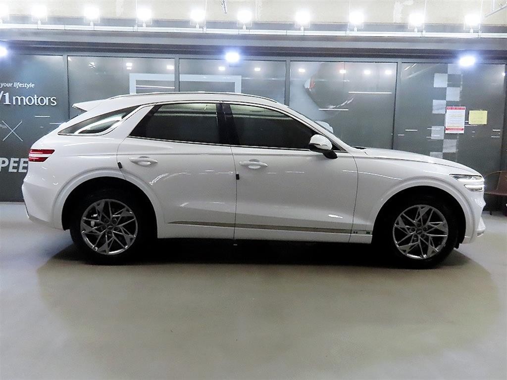 제네시스 GV70 2.5T 가솔린 2WD 기본형 이미지 3