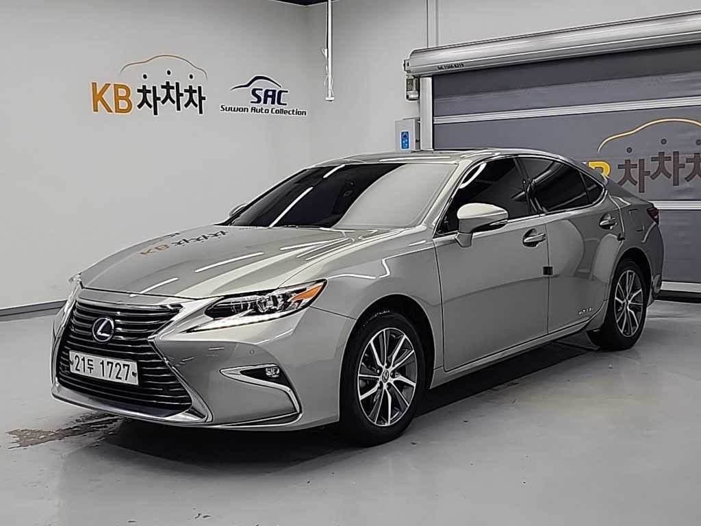 렉서스 ES 뉴ES300h 슈프림+ 이미지 1