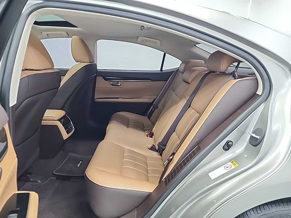 렉서스 ES 뉴ES300h 슈프림+ 이미지 12