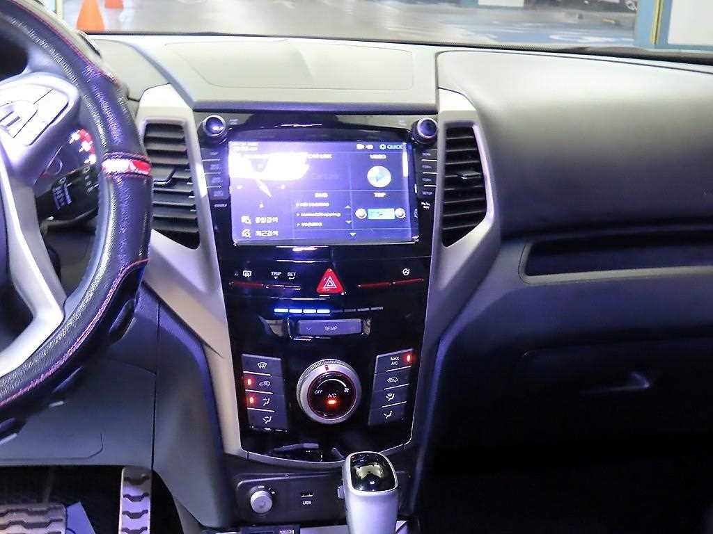 KG모빌리티(쌍용) 티볼리 디젤 2WD 1.6 VX 이미지 11