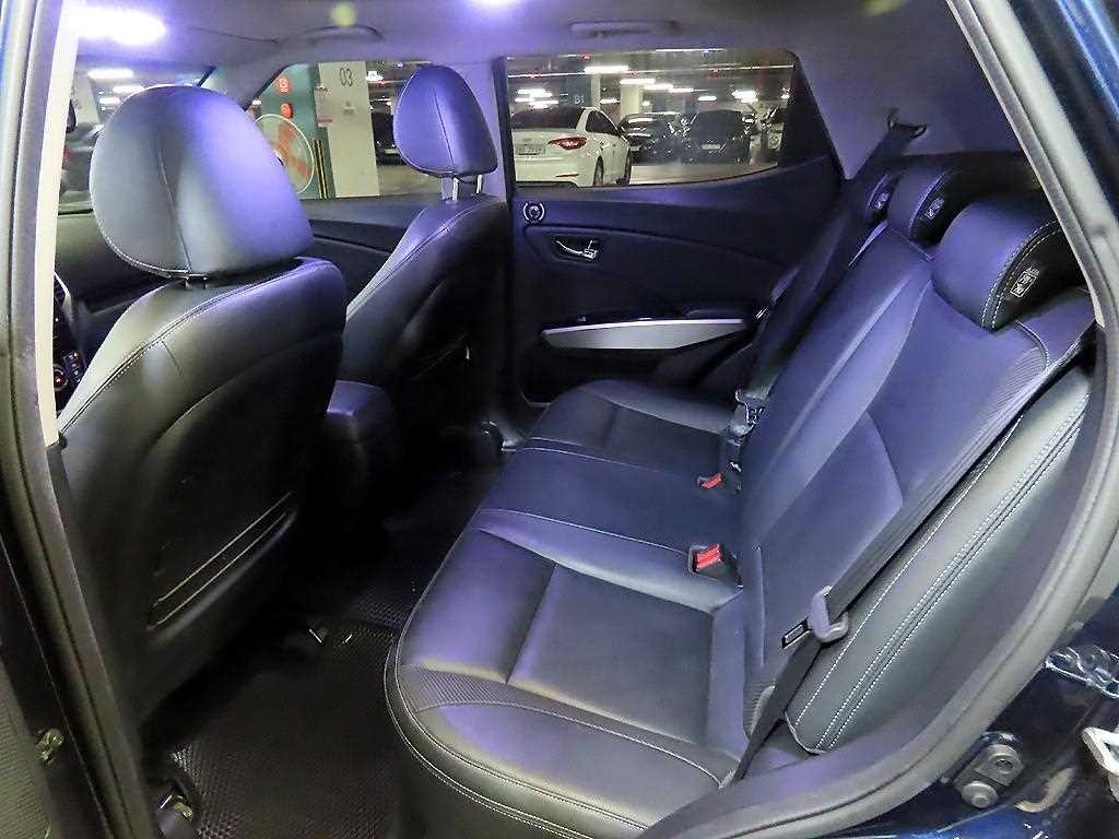 KG모빌리티(쌍용) 티볼리 디젤 2WD 1.6 VX 이미지 7