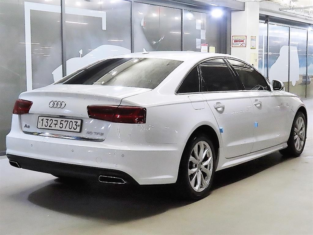 아우디 A6 뉴A6 40 TFSI 이미지 4
