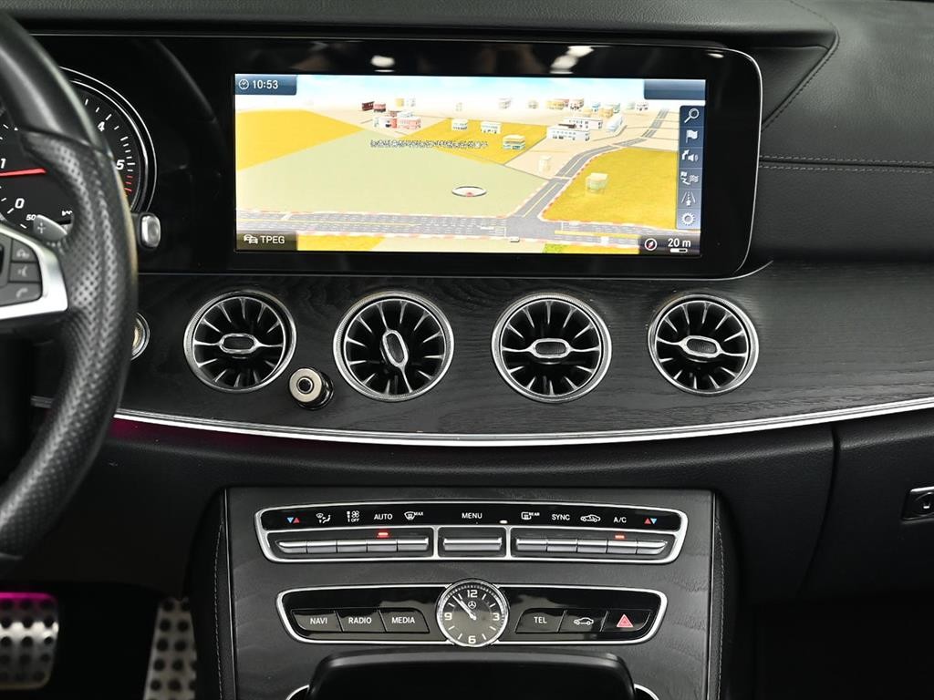 벤츠 E 클래스 E-클래스 W213 E220d 카브리올레 이미지 14